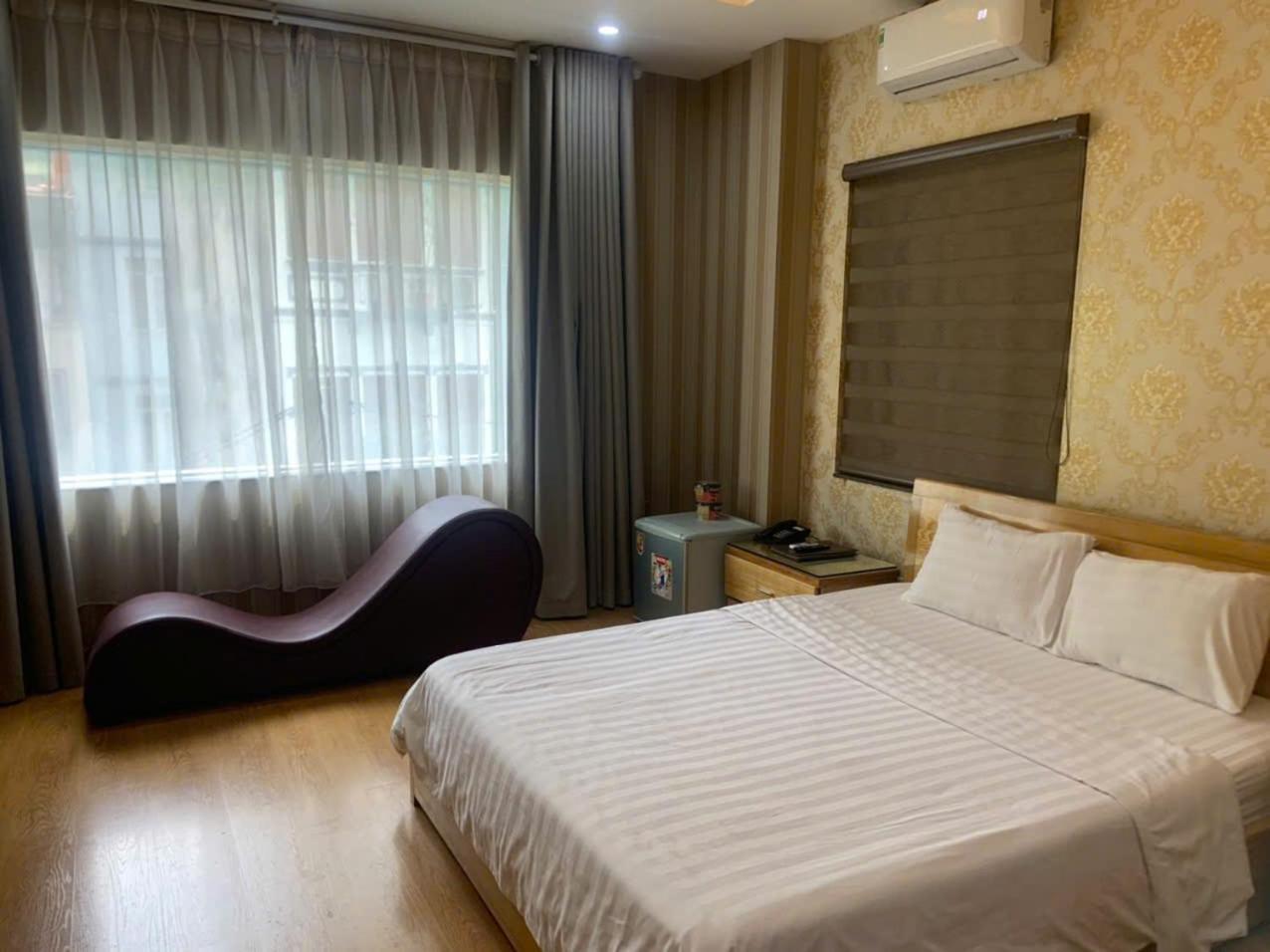 Venus Hotel Ha Noi Ханой Екстер'єр фото